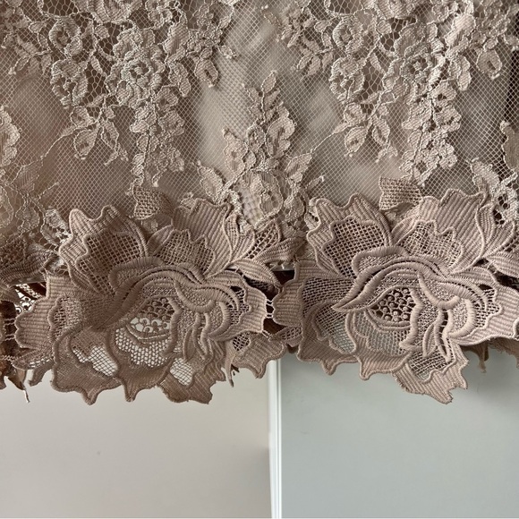 Free People x Saylor Nude Leondra Lace Dress - Picture 6 of 16